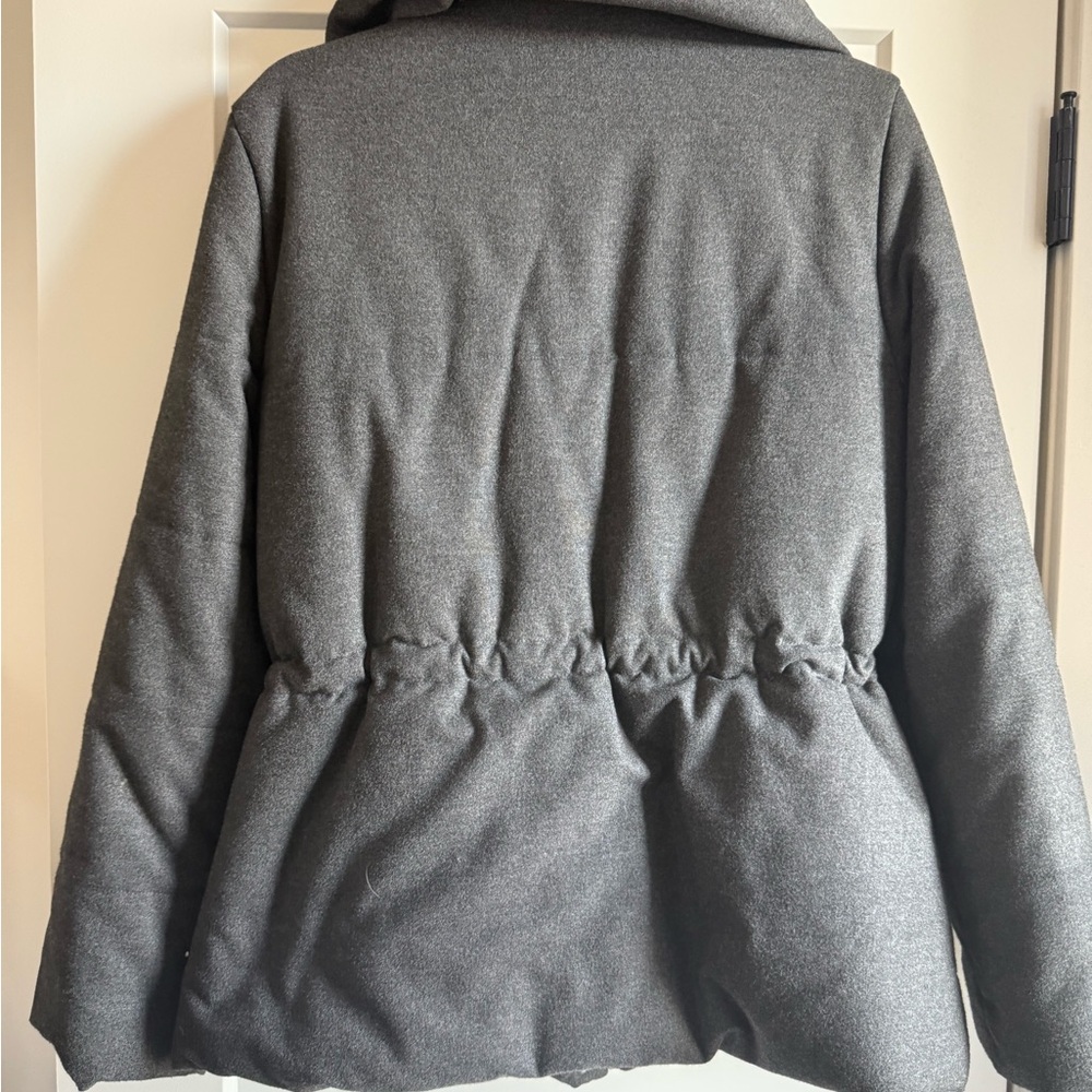 LOFT Puffer Jacket - Picture 2 of 4